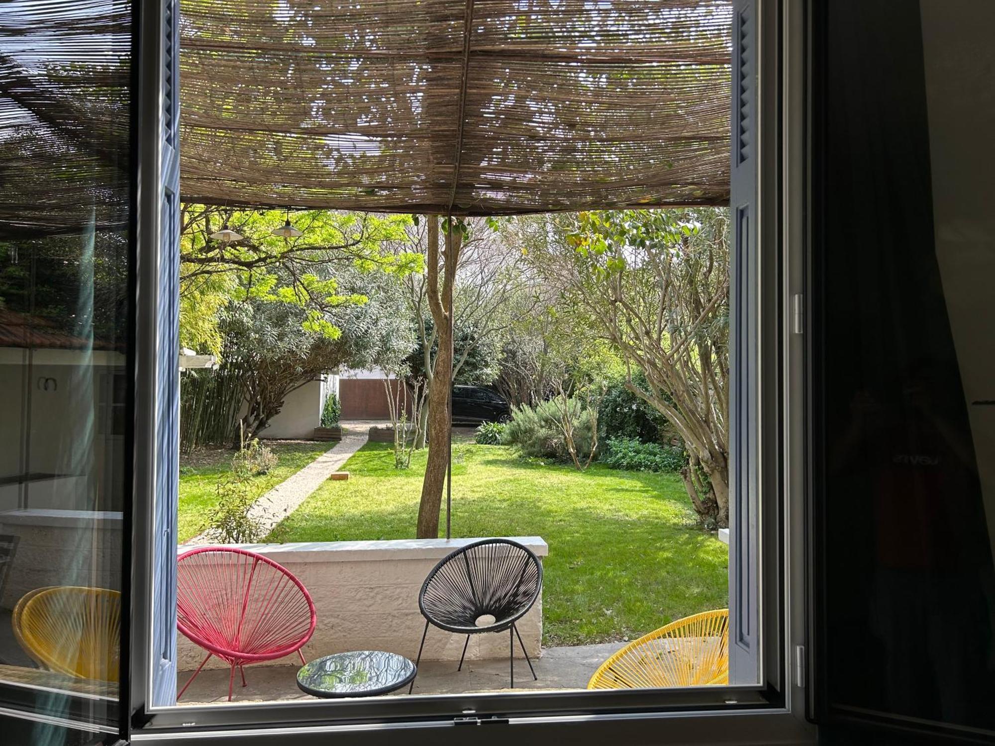 Villa Maison De Caractere Avec Jardin Arbore En Avignon