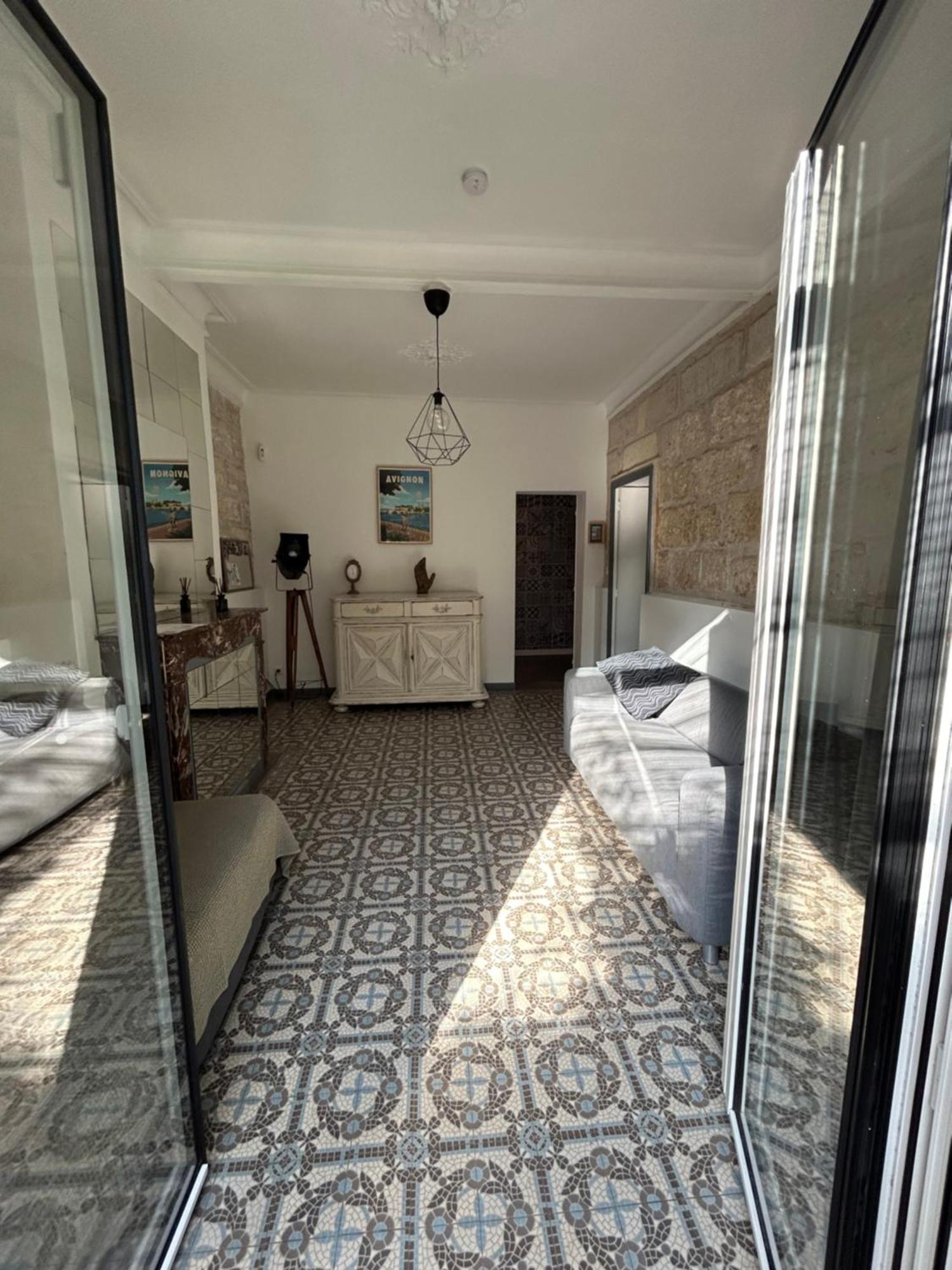 Villa Maison De Caractere Avec Jardin Arbore En *