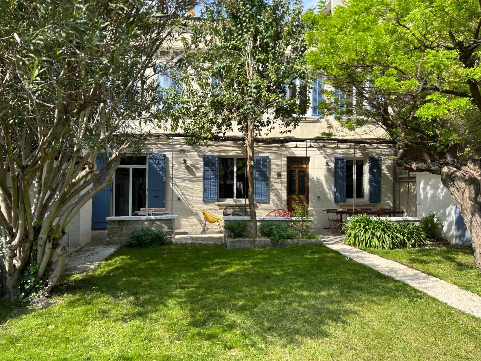 Villa Maison De Caractere Avec Jardin Arbore En
